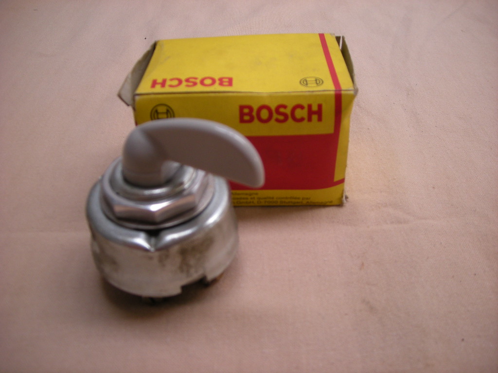 Relais und Schalter Archive - Oldtimerhandel Allmayer